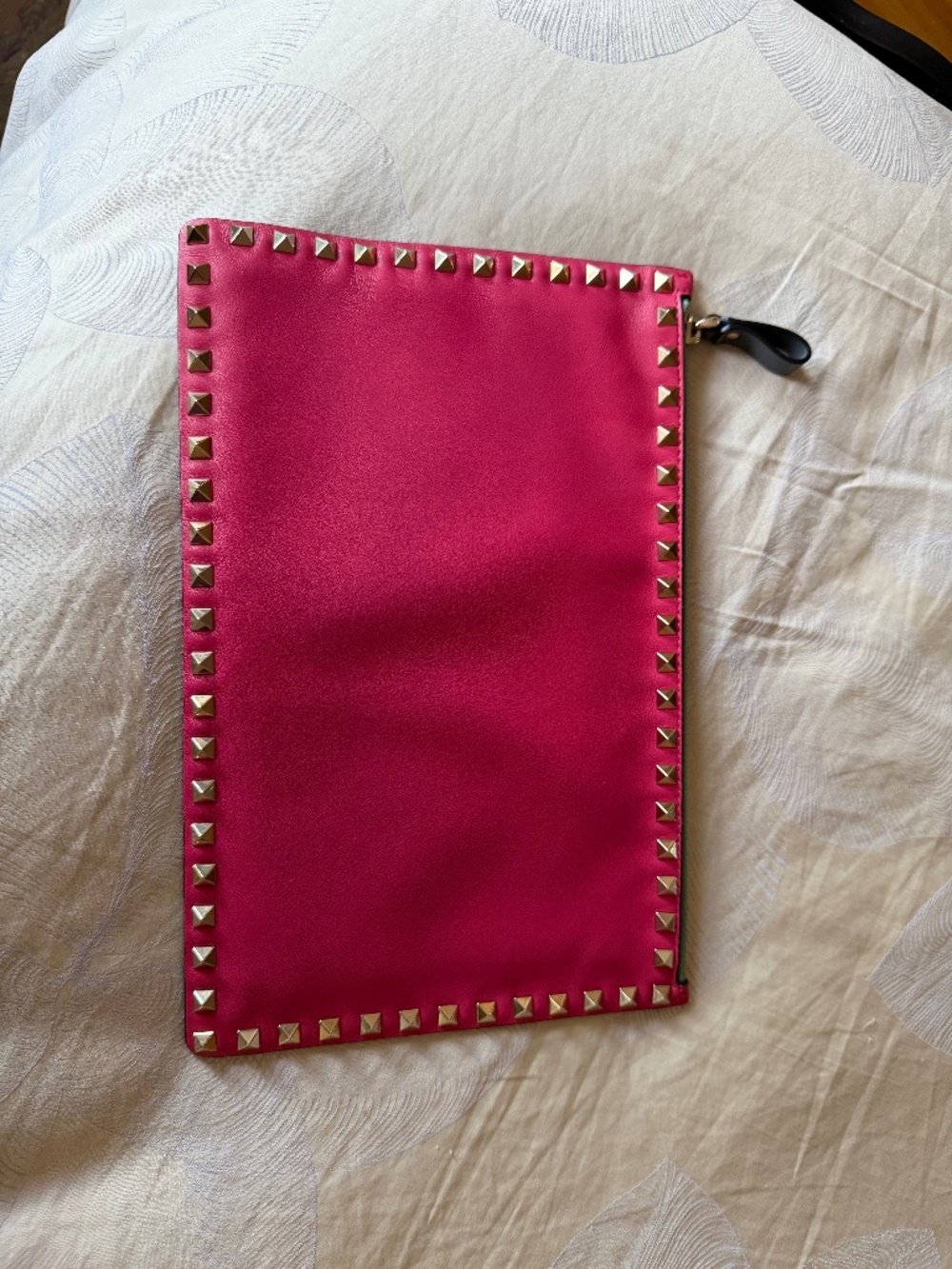 Valentino Garavani Red Rockstud Clutch ❤️ - Picture 5 of 15